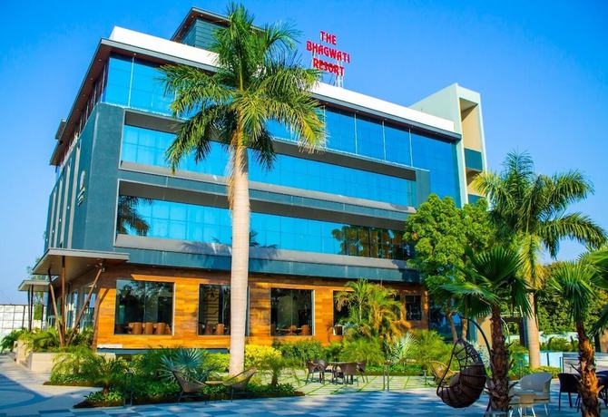 Imagen general del Hotel The Bhagwati Resort. Foto 1