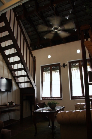 Imagen de la habitación del Hotel The Bhuthorn Bed and Breakfast. Foto 9