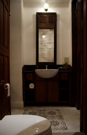 Imagen de la habitación del Hotel The Bhuthorn Bed and Breakfast. Foto 10