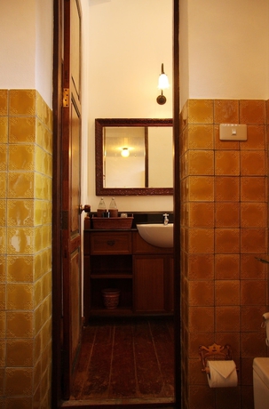 Imagen de la habitación del Hotel The Bhuthorn Bed and Breakfast. Foto 12