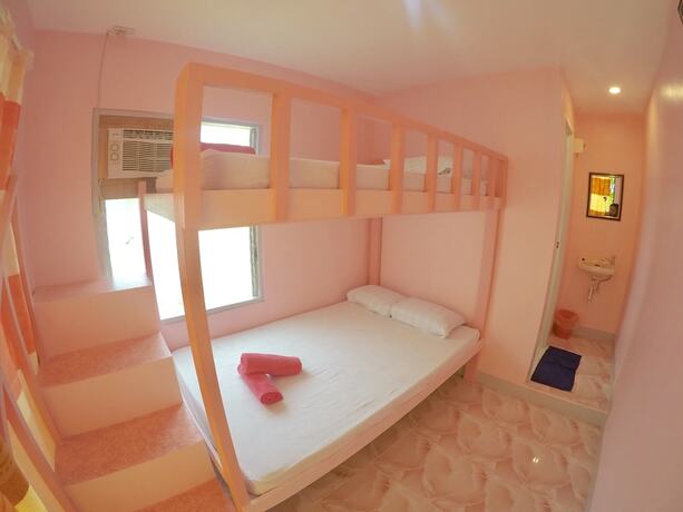 Imagen de la habitación del Hotel The Biggies Inn. Foto 2