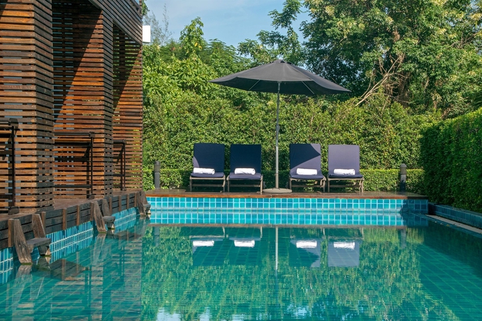 Imagen de la piscina del Hotel The Bihai Hua Hin. Foto 15