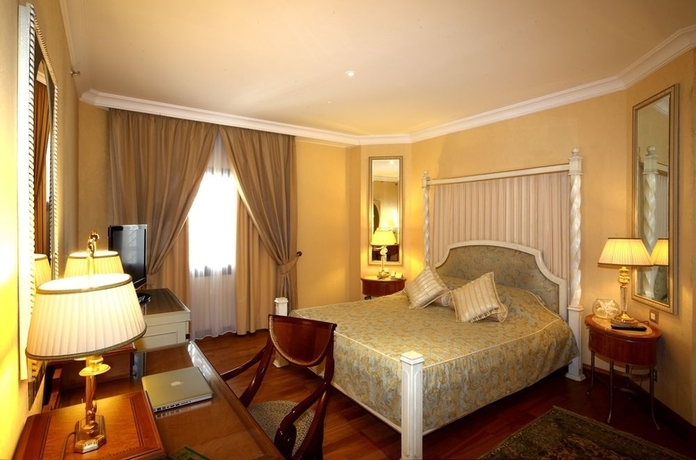 Imagen de los interiores del Hotel The Biltmore Al Madinah. Foto 10