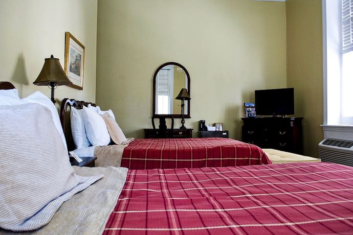 Imagen de la habitación del Hotel The Biltmore Greensboro. Foto 14
