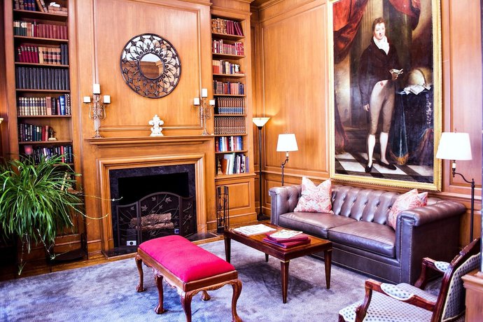 Imagen de los interiores del Hotel The Biltmore Greensboro. Foto 19