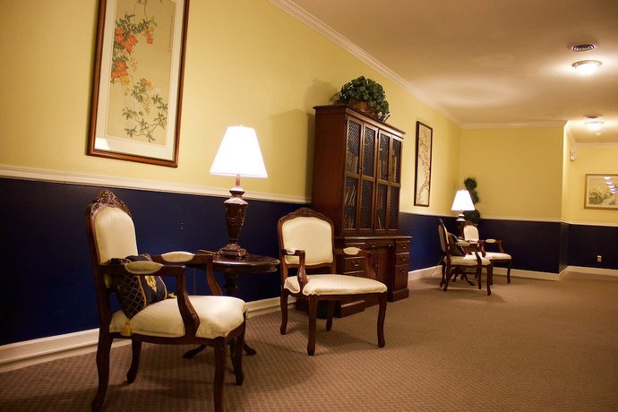 Imagen de los interiores del Hotel The Biltmore Greensboro. Foto 20