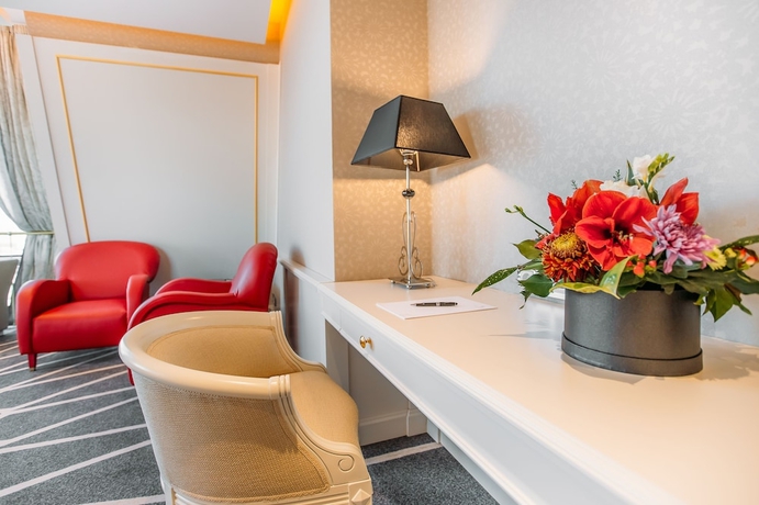 Imagen de la habitación del Hotel The Biltmore Tbilisi. Foto 5