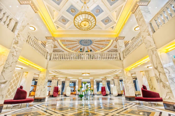 Imagen de los interiores del Hotel The Biltmore Tbilisi. Foto 17