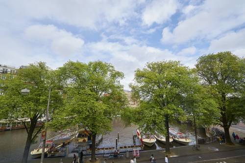 Imagen de los exteriores del Hotel The Bird. Foto 7