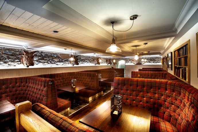 Imagen del bar/restaurante del Hotel The Black Bull. Foto 7