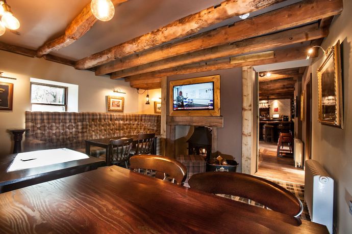 Imagen del bar/restaurante del Hotel The Black Bull. Foto 10