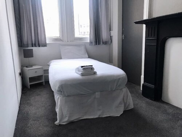 Imagen de la habitación del Hotel The Black Lion, Manchester. Foto 11