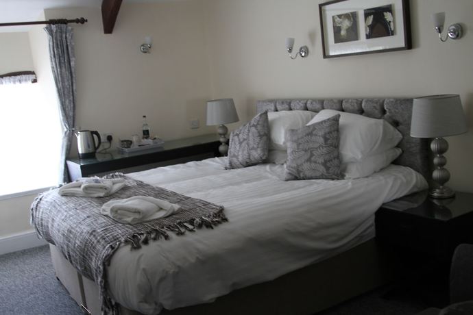 Imagen de la habitación del Hotel The Black Lion Royal. Foto 6