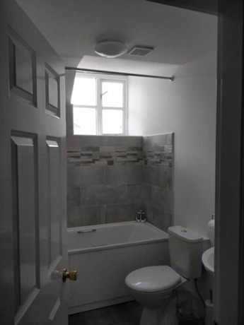 Imagen de la habitación del Hotel The Black Lion Royal. Foto 13