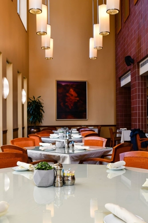 Imagen del bar/restaurante del Hotel The Blackwell Inn and Pfahl Conference Center. Foto 2