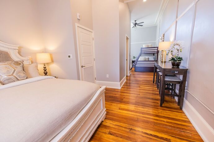 Imagen de la habitación del Hotel The Blanche. Foto 19