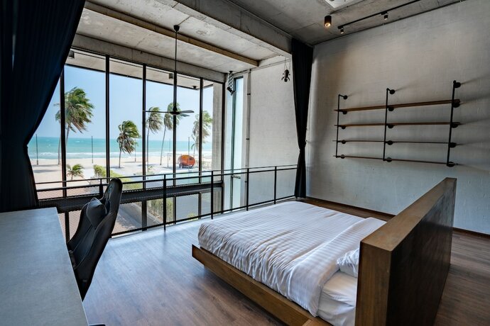 Imagen de la habitación del Hotel The Bloc At Sea. Foto 19