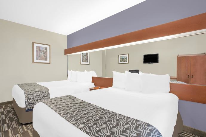 Imagen de la habitación del Hotel The Block. Foto 4