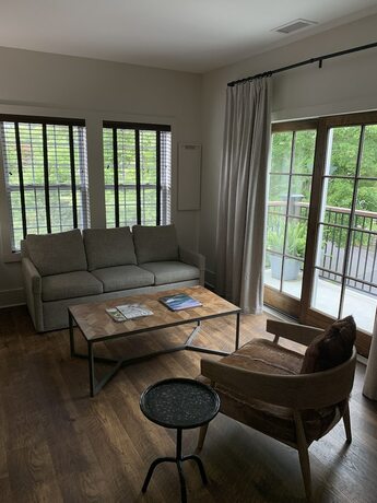 Imagen de la habitación del Hotel The Blowing Rock Manor. Foto 16