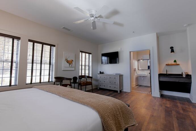 Imagen general del Hotel The Blowing Rock Manor. Foto 10
