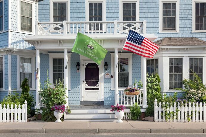 Imagen general del Hotel The Blue Dory Inn. Foto 1