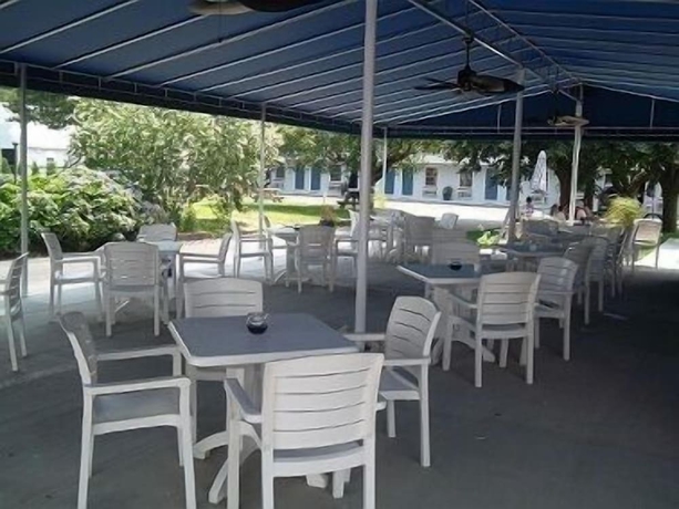 Imagen del bar/restaurante del Hotel The Blue Inn At North Fork. Foto 3