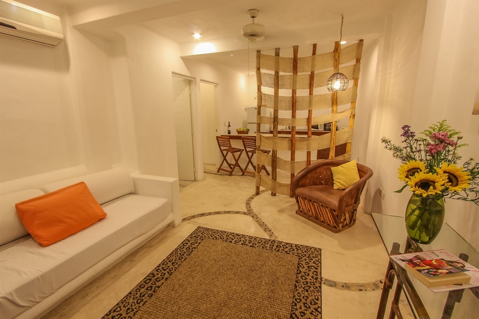 Imagen de los interiores del Hotel The Blue Pearl Suites. Foto 9