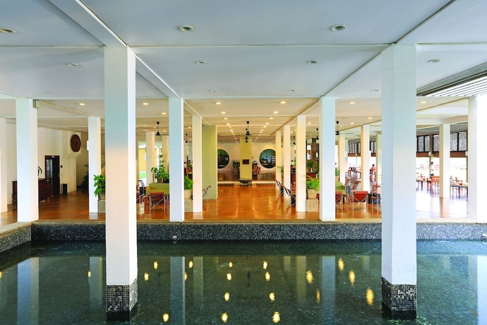 Imagen de los interiores del Hotel The Blue Water. Foto 19