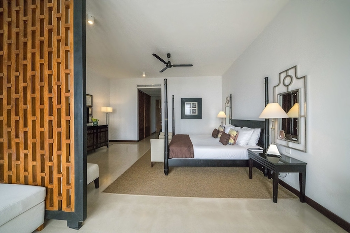 Imagen de la habitación del Hotel The Blue Water. Foto 13