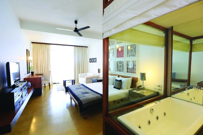 Imagen de la habitación del Hotel The Blue Water. Foto 16