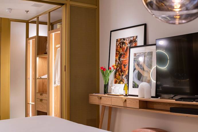 Imagen de la habitación del Hotel The BoTree London, Curio Collection by Hilton. Foto 7