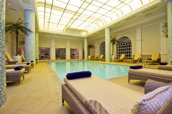 Imagen de la piscina del Hotel The Boardwalk. Foto 16