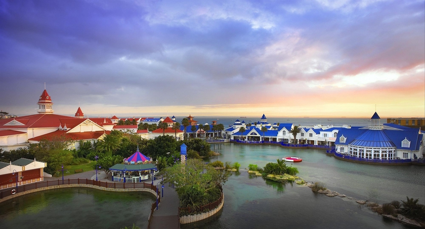 Imagen de los exteriores del Hotel The Boardwalk. Foto 7