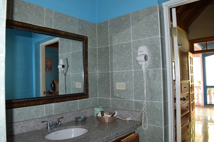 Imagen de la habitación del Hotel The Boardwalk Village. Foto 17