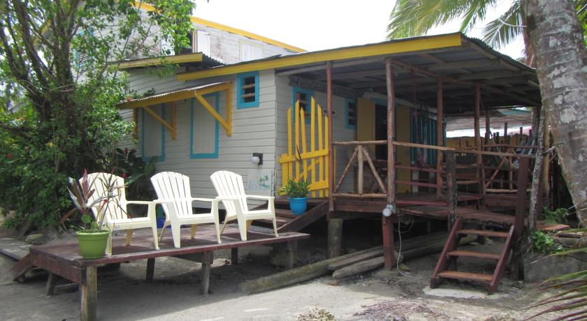 Imagen general del Hotel The Bocas Beach House. Foto 1