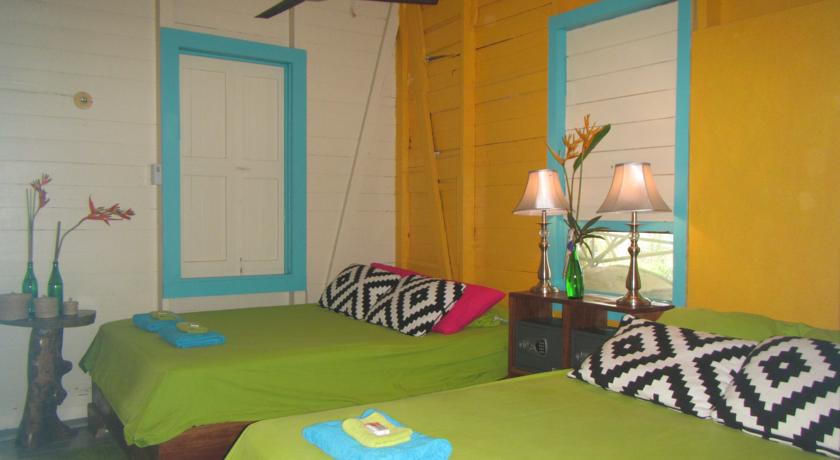 Imagen de la habitación del Hotel The Bocas Beach House. Foto 3