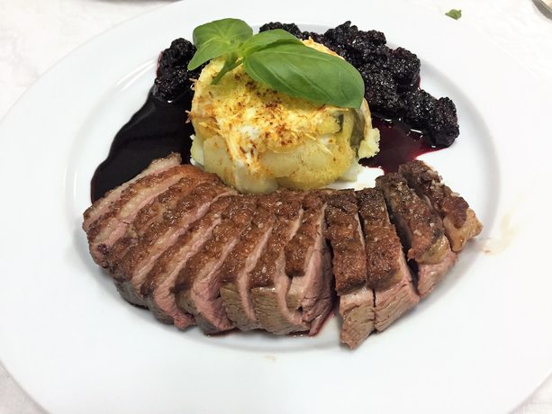 Imagen del bar/restaurante del Hotel The Boliqueime Inn. Foto 3