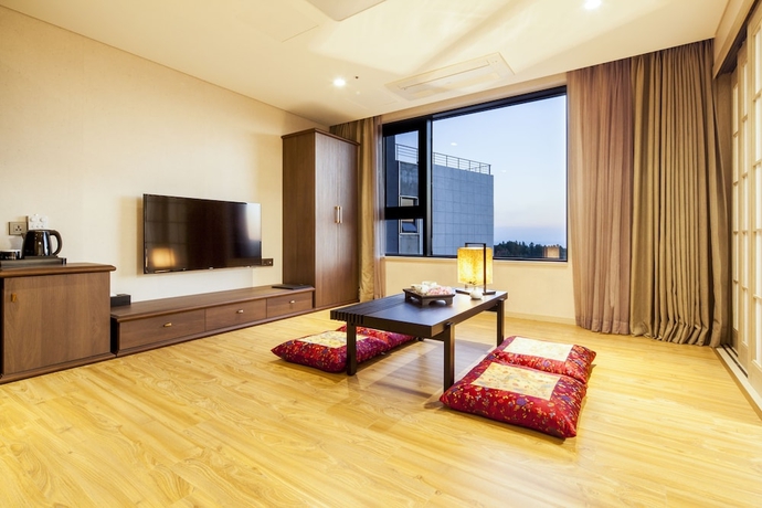 Imagen de la habitación del Hotel The Born Jeju. Foto 10