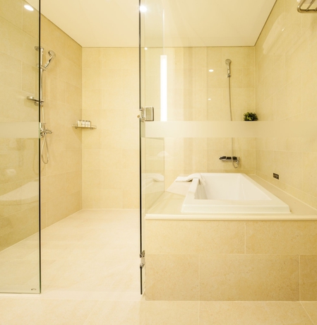 Imagen de la habitación del Hotel The Born Jeju. Foto 17