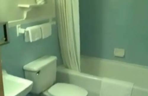 Imagen de la habitación del Hotel The Boston Inn. Foto 12