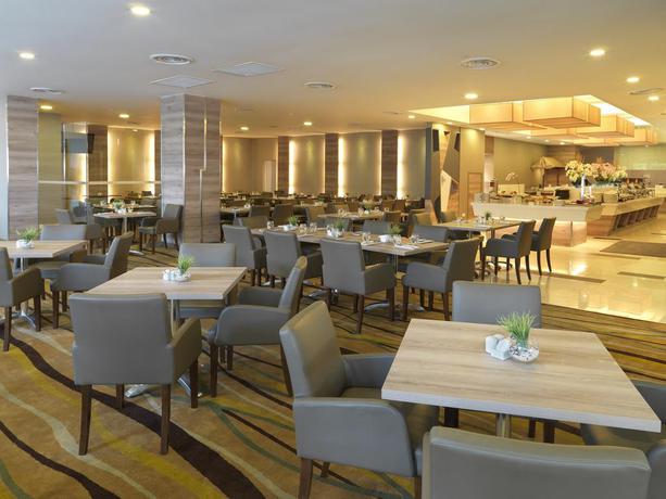 Imagen del bar/restaurante del Hotel The Boulevard - A St Giles. Foto 2