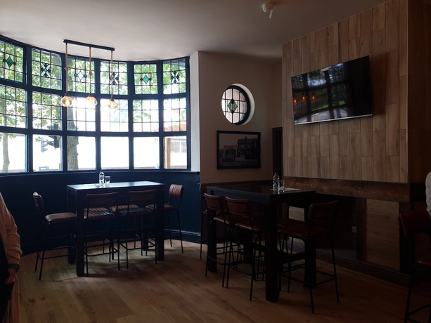 Imagen de los interiores del Hotel The Bournbrook Inn. Foto 19