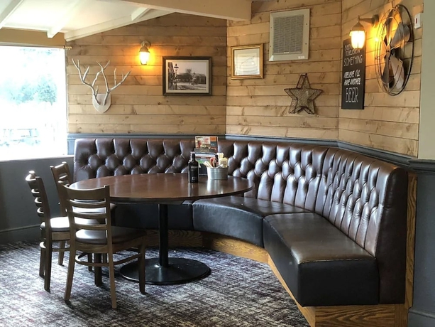 Imagen del bar/restaurante del Hotel The Bowman by Greene King Inns. Foto 2