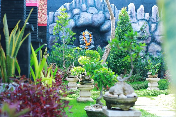 Imagen de los exteriores del Hotel The Box House Nusa Penida. Foto 35