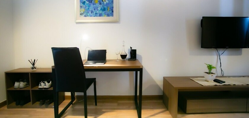 Imagen de la habitación del Hotel The Box Residence. Foto 23