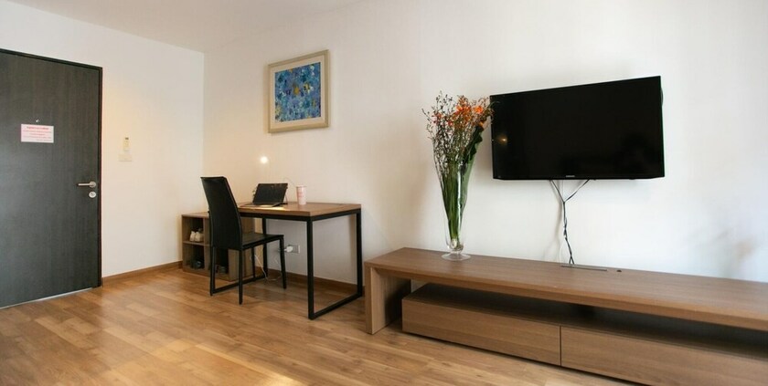 Imagen de la habitación del Hotel The Box Residence. Foto 27