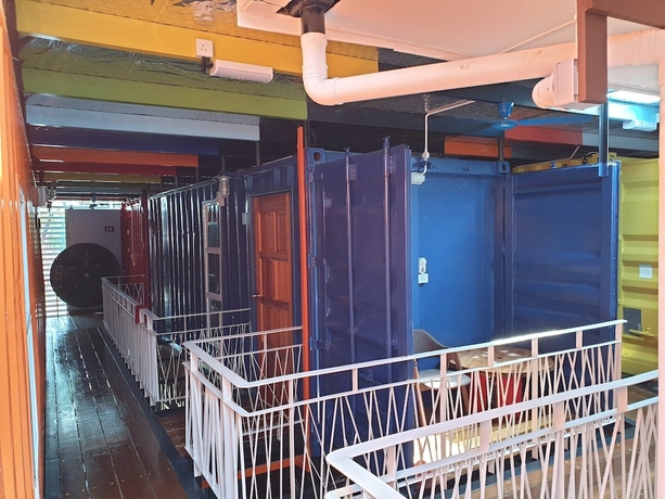 Imagen de los interiores del Hotel The Boxs Container. Foto 15