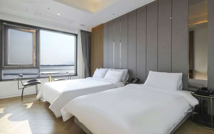 Imagen de la habitación del Hotel The Brain. Foto 5