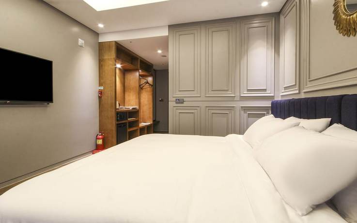 Imagen de la habitación del Hotel The Brain. Foto 14