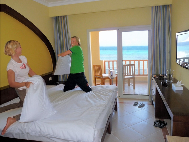 Imagen de la habitación del Hotel The Breakers Diving and Surfing Lodge. Foto 5